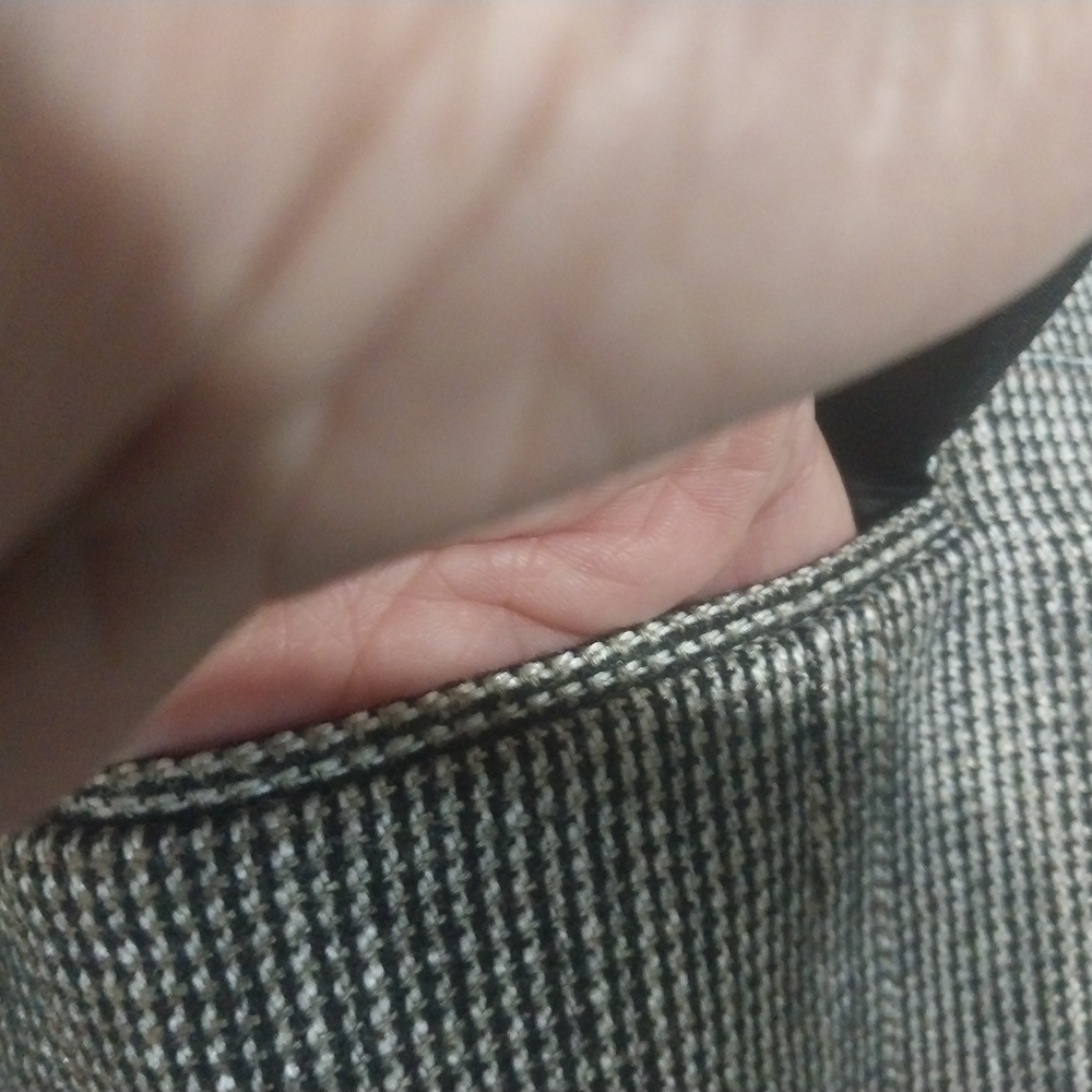 AGGAT IMPERIAL Sophisticated Charcoal Blazer for Men - Picture 8 of 13